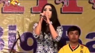 Fitri andarista_Doremi 2015_tito big band bayuwangi