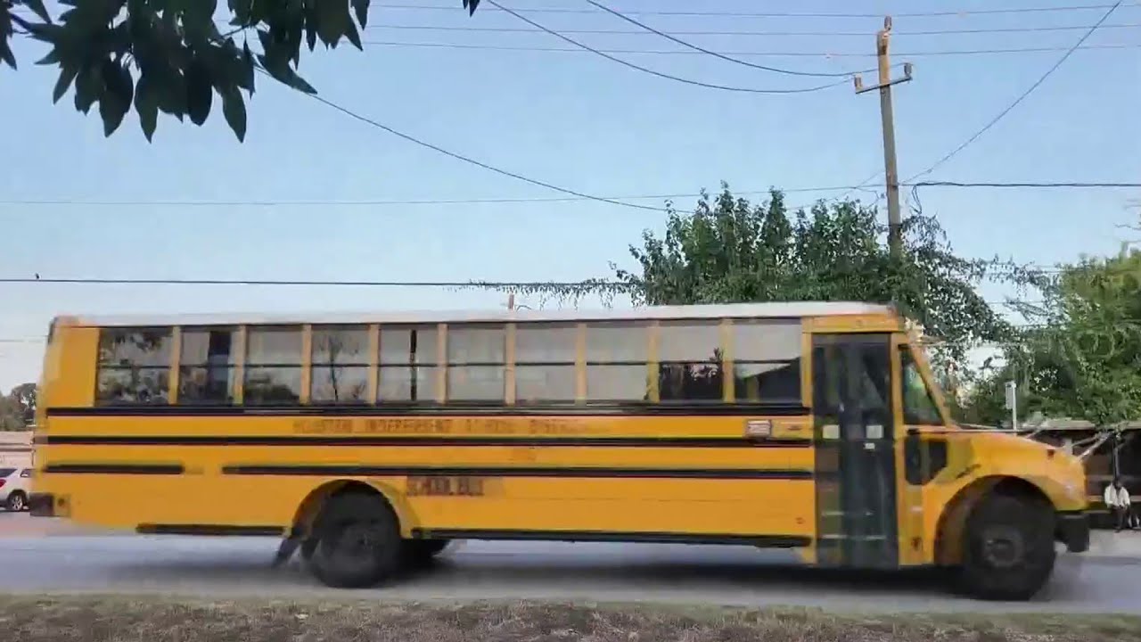 HISD 5th grader misses two weeks of school waiting for bus routes