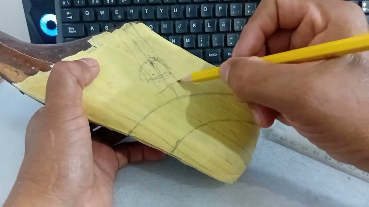 Así se hace un talón de arco  para sandalias.