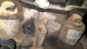 Removing a broken glow plug connector and wire on the 6.0 Powerstroke
