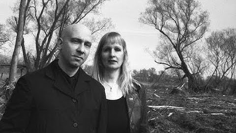 November Növelet - I Look Into Faces