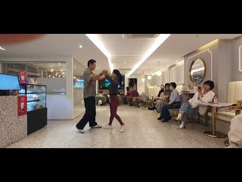 바차타댄스 인트로 하기 좋은패턴 #라틴힐링무브 #블랙칸 & 싼쵸 
