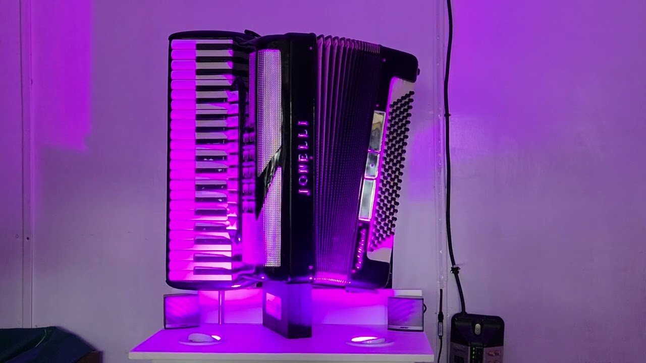 Snow wals .decap sound accordion 