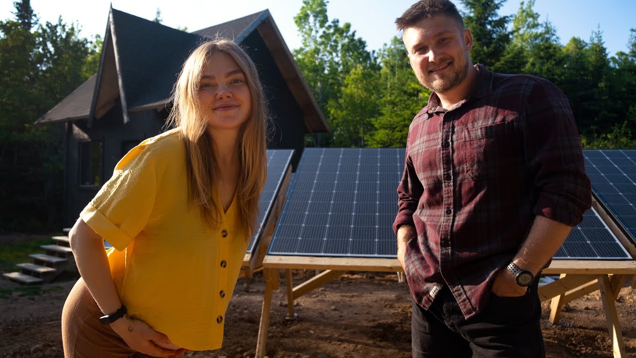 Сколько стоит энергия солнца? Реальный опыт с солнечным панелями | Строим дом на ОСТРОВЕ в Канаде #1