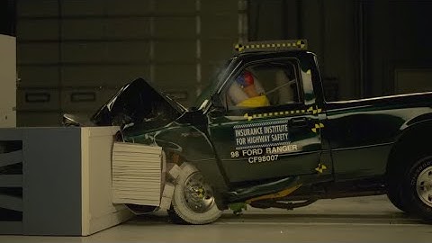 1998 Ford Ranger Regular Cab IIHS 40% Offset Moderate Overlap Frontal Crash Test (Extended Footage) 