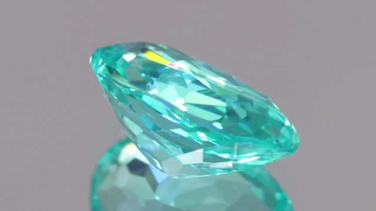 天然アパタイト 0.75ct 【美発色ブルー】 マダガスカル