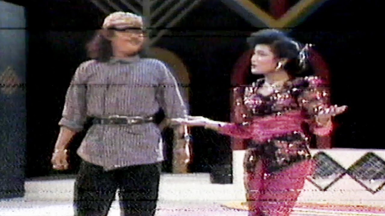 Johny Iskandar & Evie Tamala  -  Jogya Bandung Satu Cinta Satu Jantung