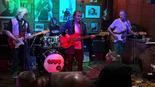 Mud Lonely This Christmas Live Cavern, Raynes Park London 17Th October 2024