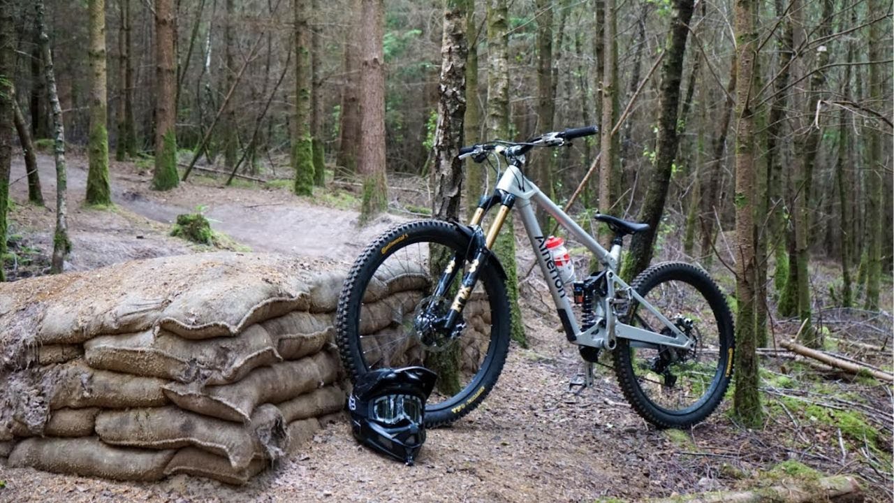 The best trail at the Rogate Downhill on my new Atherton S170