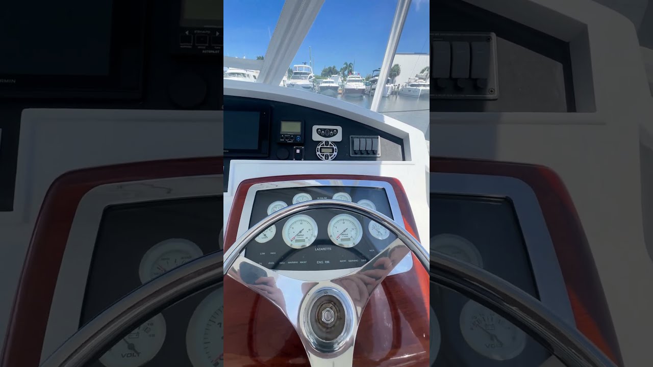 2002 Miller Marine 36' Open - For Sale with HMY Yachts