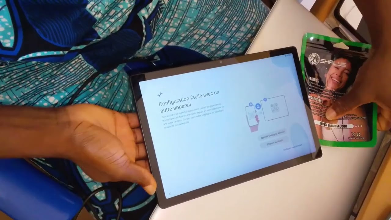 Galaxy Tab A8 SM X205 disassembly technics (Techniques de démontage de l'écran de la galaxy Tab A8)