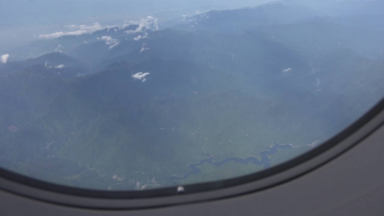 4k 松山空港 羽田空港の飛行機内から撮影した風景 松山 嶺北 徳島 紀伊半島等 Youtube