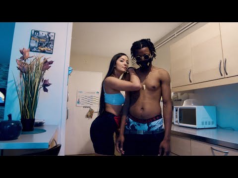 Youtube: Triickii Mvgvng – Charbon / Incomparable (Double clip officiel Ariba volume 3)