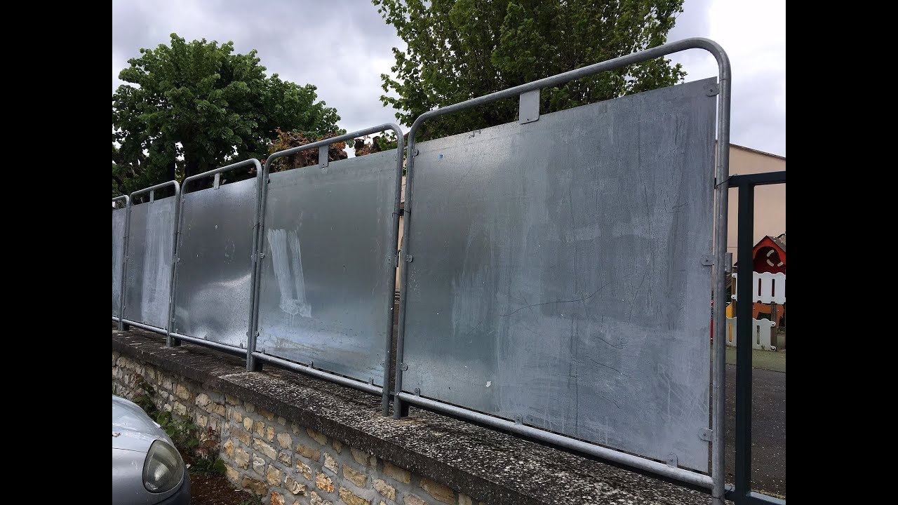 Elections européennes: des maires de l’Hérault dénoncent le “gaspillage” lié aux panneaux électoraux