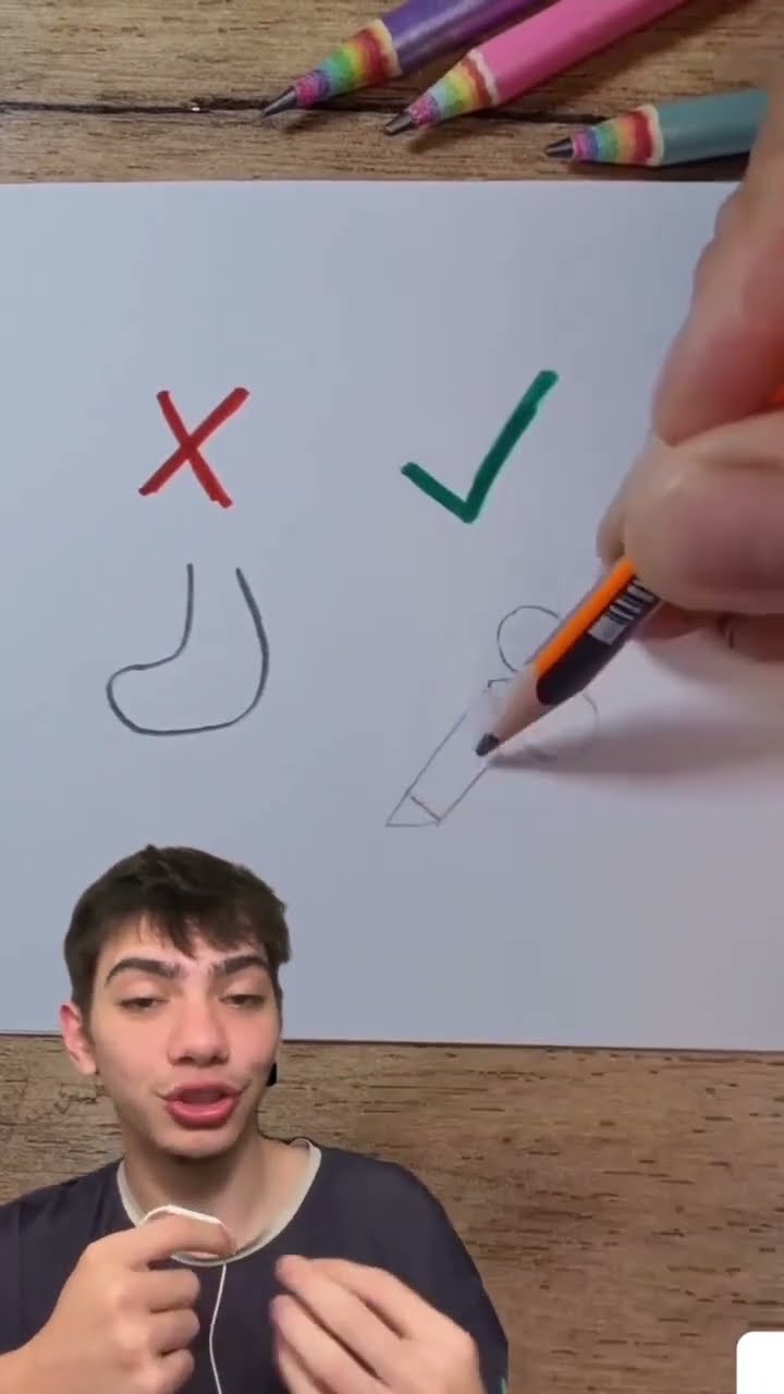 Aprenda a desenhar pés com um “\u0026”! ?✨ Simples e rápido. Me segue pra mais dicas de desenho!