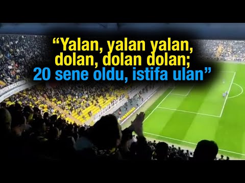 Fenerbahçe taraftarları hükümeti istifaya davet etti: 20 sene oldu istifa ulan