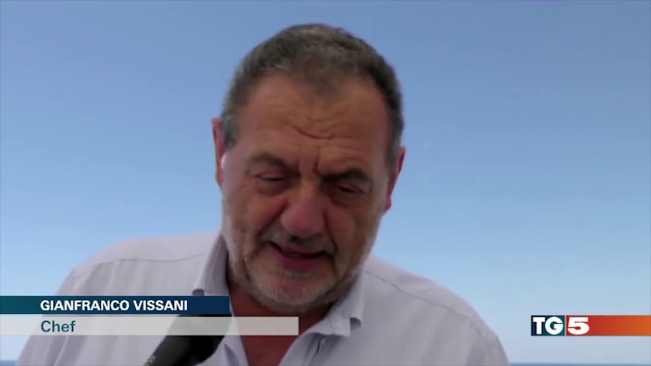 A TAVOLA SULLA SPIAGGIA 2016 - TG5 - 25-26 Agosto 2016