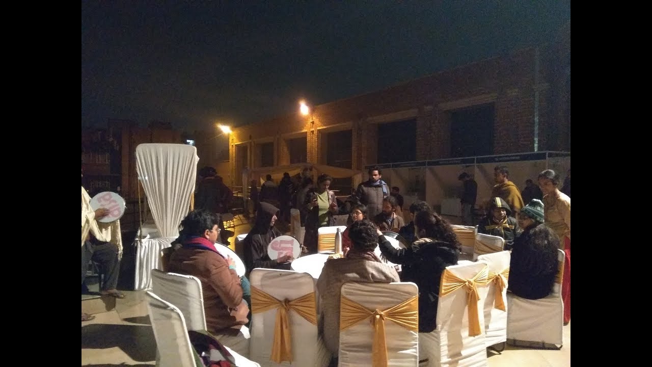 JNU@Night Vigil, Sing Dance n' Protest against VC's Exclusionary AC Meeting plan