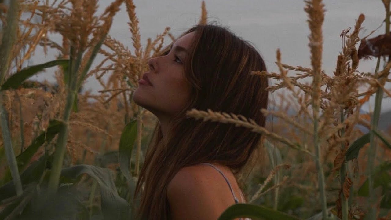 madison-beer-silence-between-songs-dolby-atmos-mix-youtube