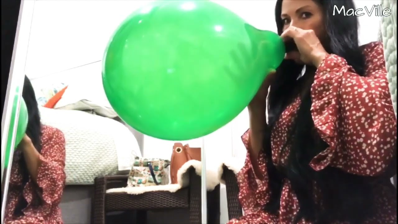 【韓国発】mini balloon ops Green Boxing Kangaroo Balloon 🎈 Blow to Pop (B2P)!! - YouTube