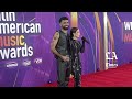 Christian Chávez, Kali Uchis, Banda MS, Eslabón Armado y Carin León  tras recibir el Latin AMAs 2024