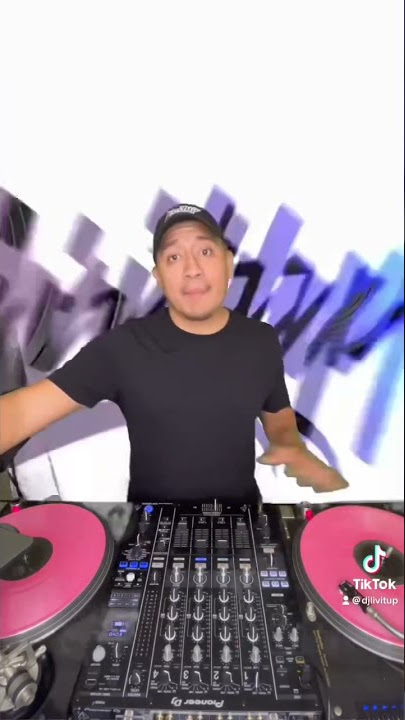 Where my Booty Music Lovers at!? #LetsLivitup