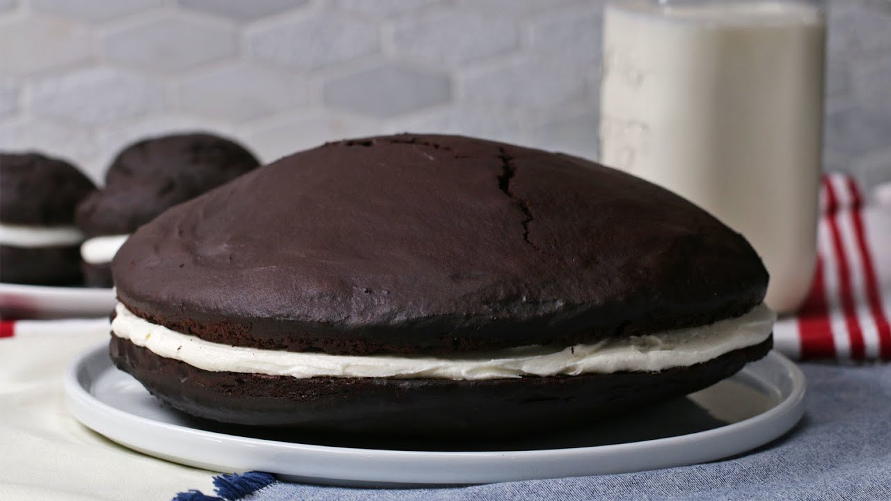 Giant Whoopie Pie Cake  Tasty