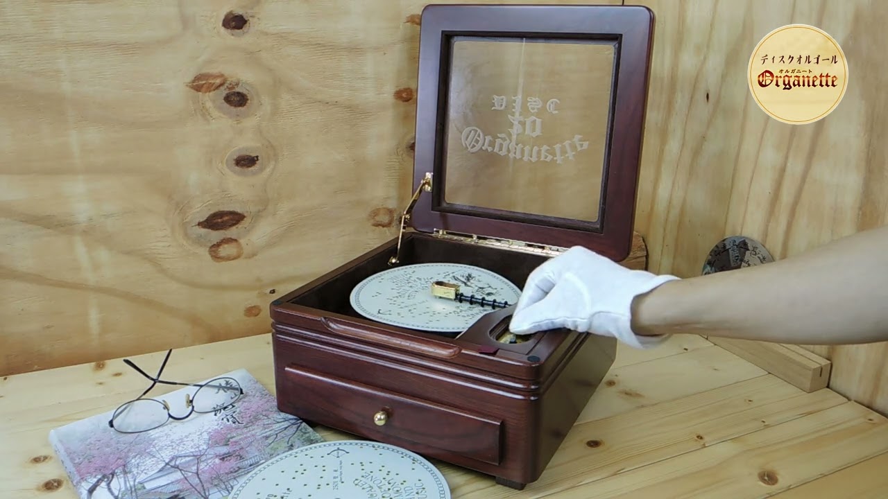 Sankyo #ORGANETTE #20音碟片式音樂盒+月沙漠、Silent Night - YouTube