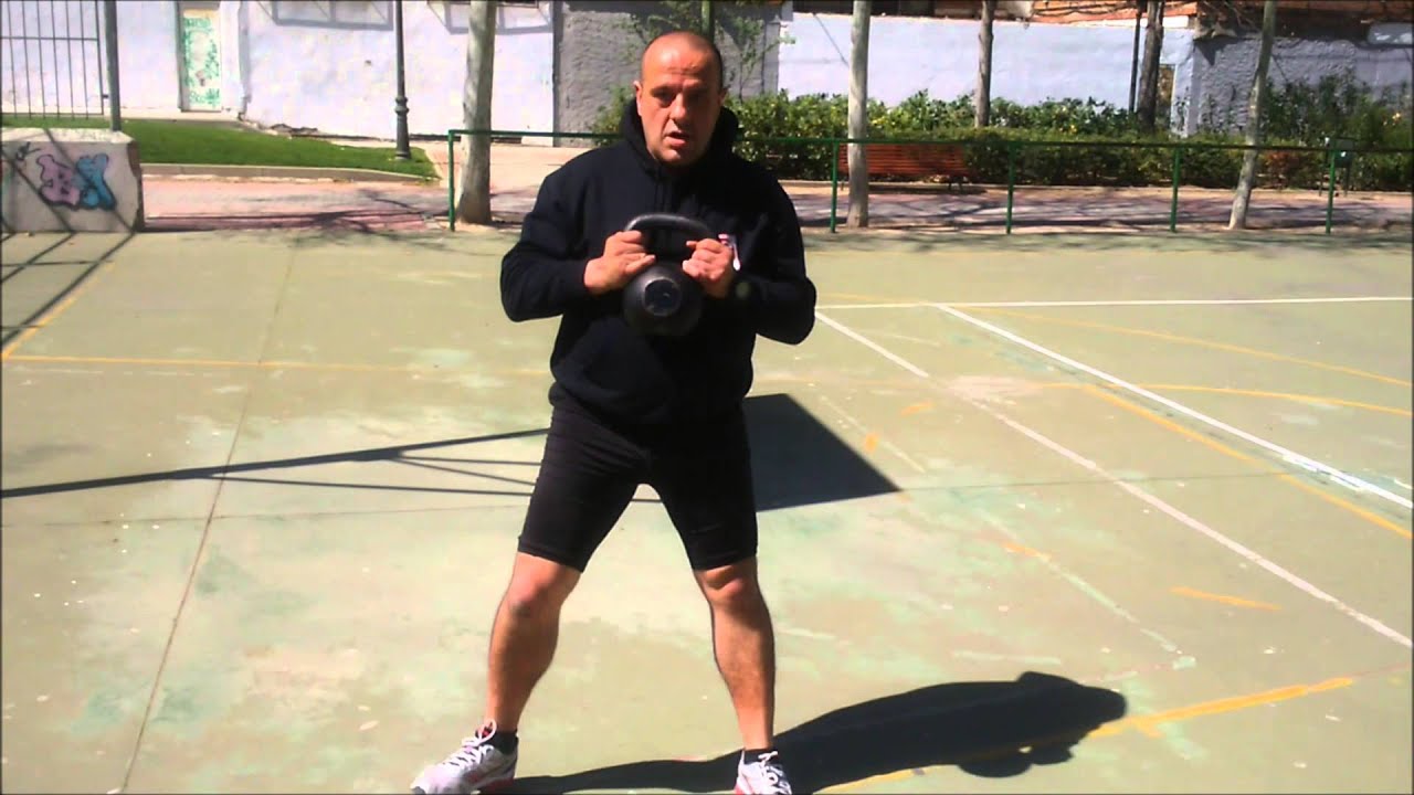 Kettlebell Lunge Lateral con Giro - YouTube