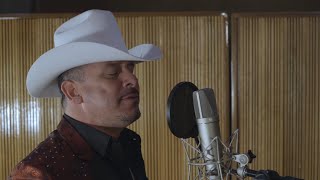 Video voorbeeld van "Amor a la Ligera - Los Invasores de Nuevo León ft Conjunto Río Grande (Video Oficial)"