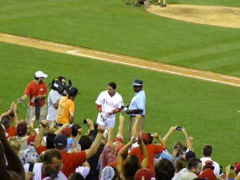 Dodgers @ Phillies - Epic Comeback by Catcher Ruiz - 8/12/2010