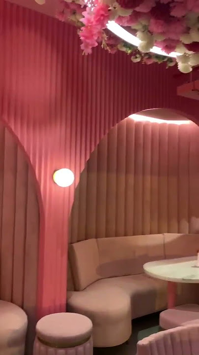 Em En Caffè in Super Market, F6 Islamabad Pink all around!  #emen #restaurant #reels #amgseries