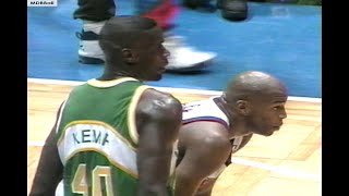 Kenny Anderson & Derrick Coleman Battle Gary Payton & Shawn Kemp (Sonics @ Nets Feb 1994)