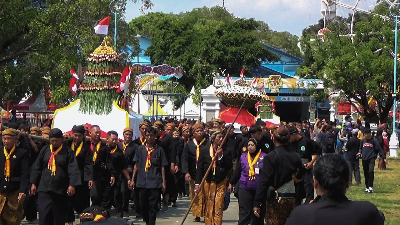 GREBEG MAULUD KERATON SURAKARTA HADININGRAT || GUNUNGAN SEKATEN TAHUN DAL 1959/2025