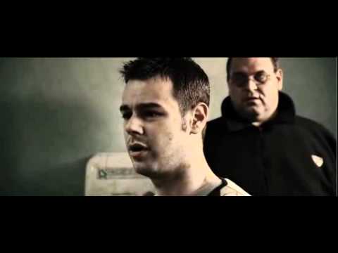 film the football factory subtitle indonesia