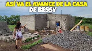 ⁣Llegamos a la casa de Bessy y nos dará un tour pero se queja de los albañiles que tiene. Parte 2