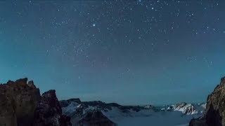 ふたご座流星群　冬の夜空に幻想的光景