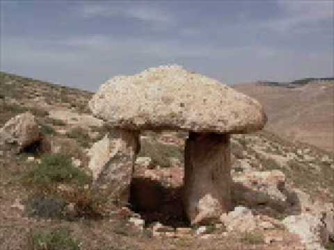 Video: O Obrázcích Na Dolmens Nebo 