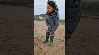 Kai & Calum building on Croyde beach in Devon 09/04/2023