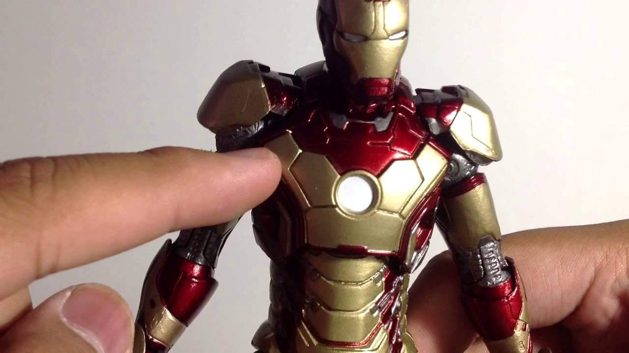 marvel select iron man mark 42