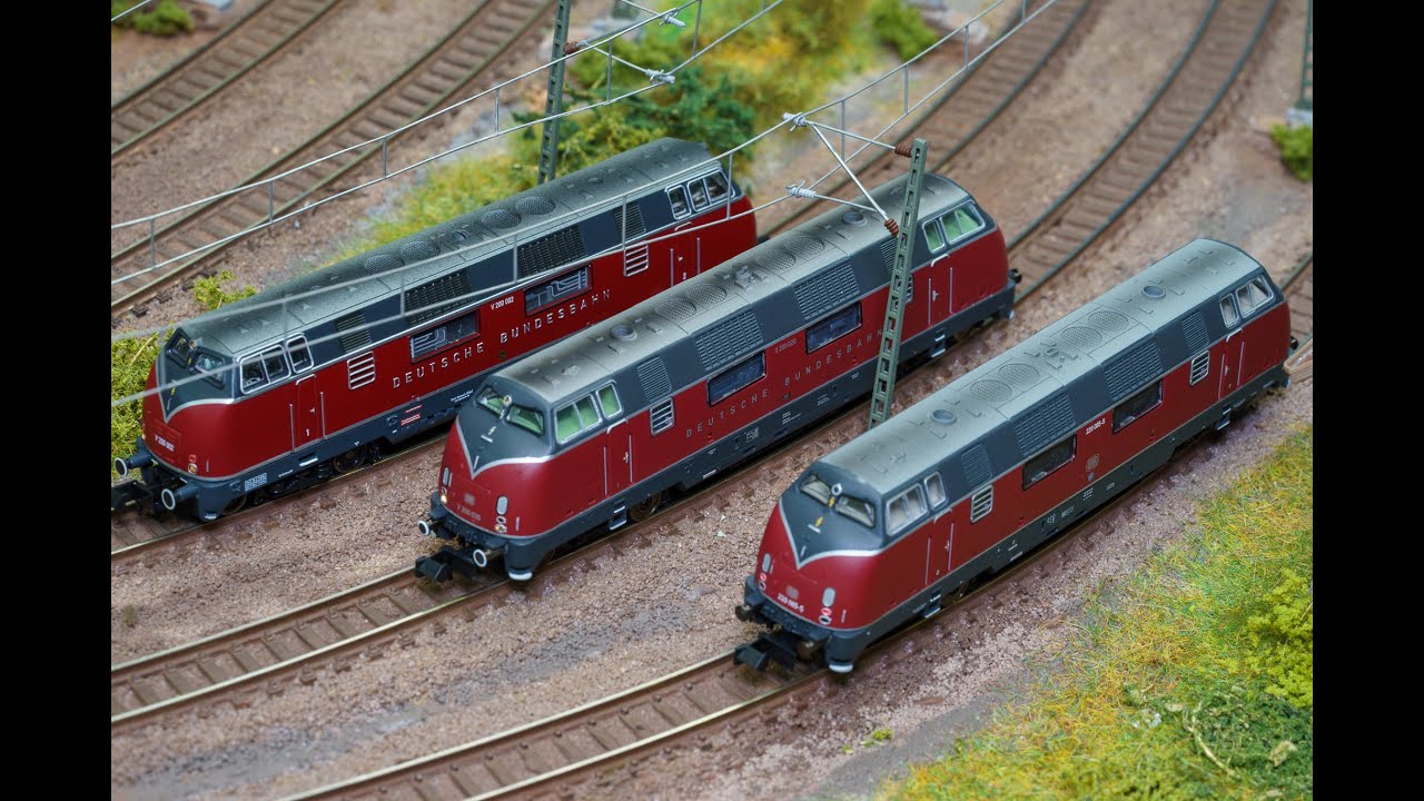 Spur N Minitrix V200.0 der rote Traum aus Ganzmetall mit Sound auf Svens Moba - ein Vergleich