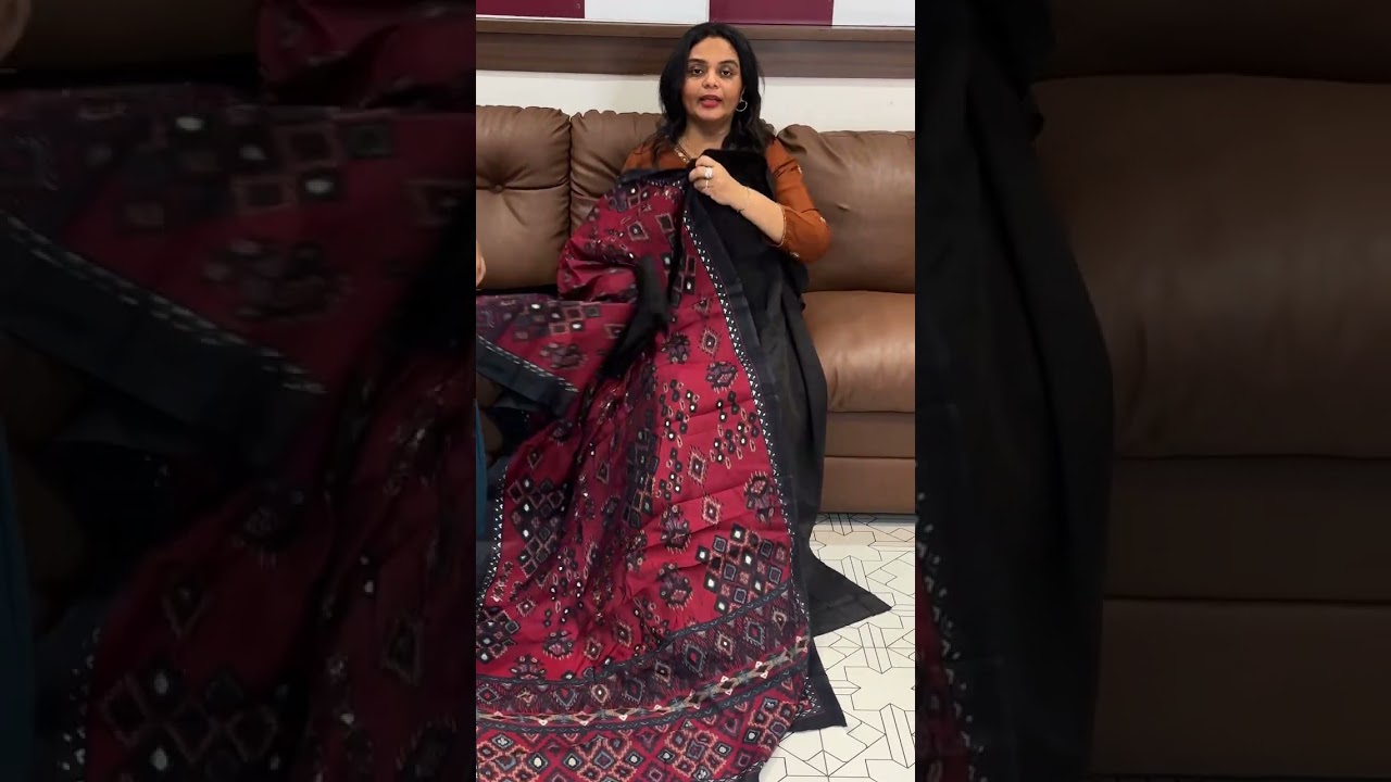 Коллекция не сшитых сальвар-костюмов из ткани мул чандери доступна для записи на просмотр.