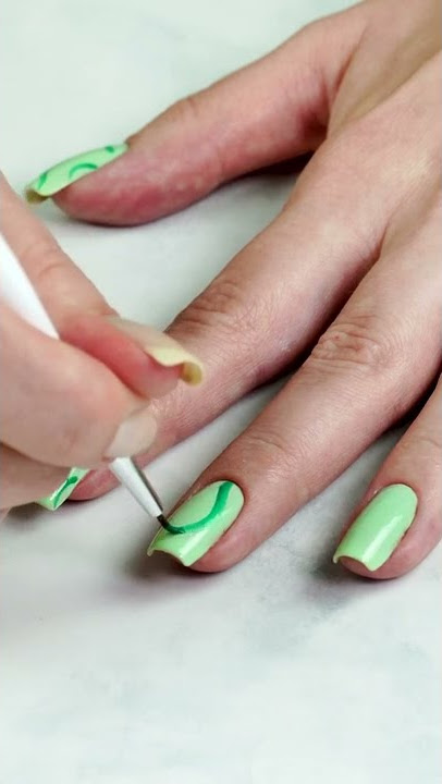 Passo a passo para uma wavy nails perfeita #shorts | GLAMBOX