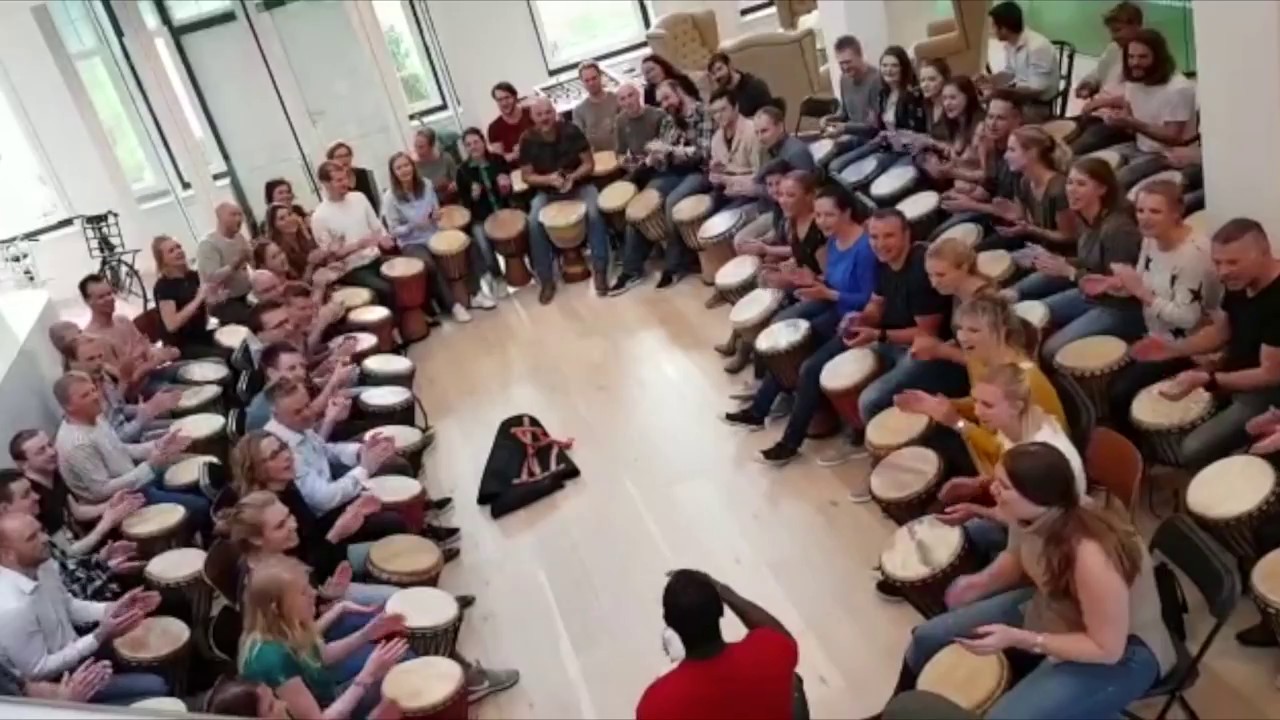 Djembe op locatie YouTube