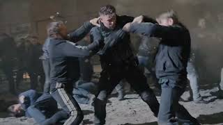 Chris Hemsworth - Extraction 2 - Prison Riot Clip 1