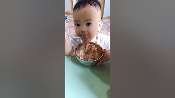 Ruốc Cá Hồi Sapa - Nhìn con ăn mà mừng quá trời , Không lo trẻ biếng ăn nữa các mẹ nhé.