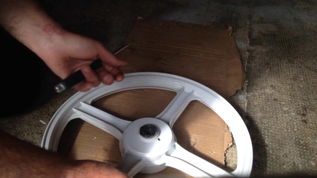 Cerchio anteriore Piaggio Ciao come montare sfere e asse cerchione