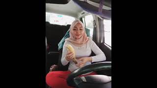 Awek Tiktok- Makan Pisangbesarnye Pisang Dia