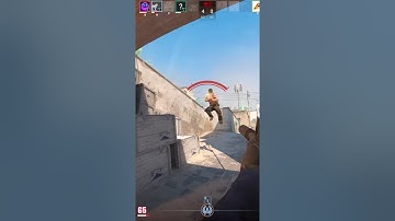 Insane CS2 Kill! 💥 Perfect Timing in Counter-Strike 2 #Shorts