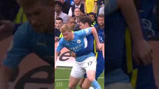The only way to stop Kevin De Bruyne #football #shorts #soccer Wealth